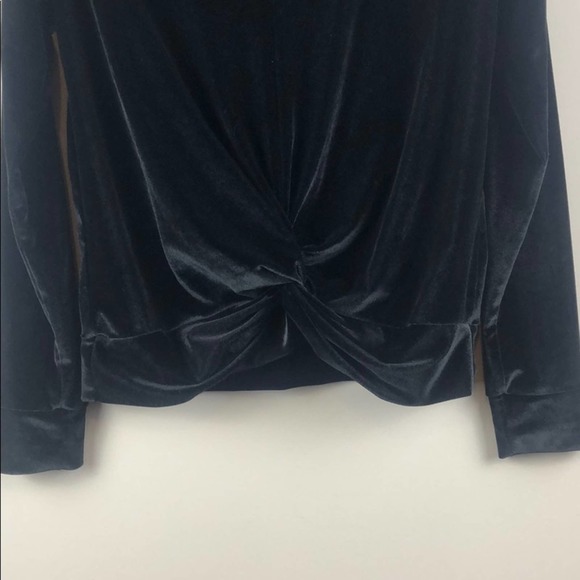 Lazy Sundays Black Velvet Knot Front Top (S) - Picture 2 of 6